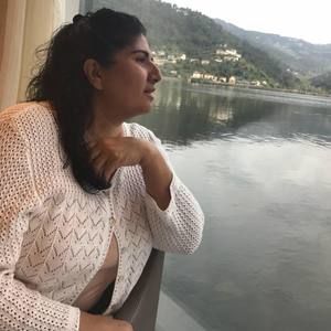 Meet your Posher, Mayra